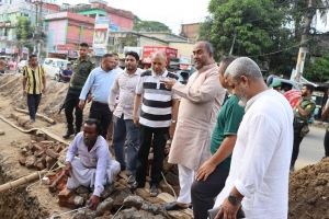 সম্মিলিত প্রচেষ্টায় উন্নত নগর গড়তে চাই: সিসিক প্রশাসক সম্মিলিত প্রচেষ্টায় উন্নত নগর গড়তে চাই: সিসিক প্রশাসক