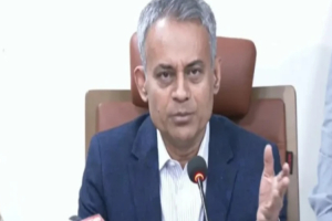 সমঝোতার ভিত্তিতে অর্থ আদায়, চাঁদা আখ্যা দিতে চান না রবিউল আলম