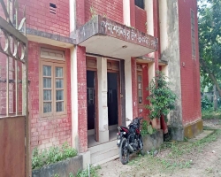 শমশেরনগর ডাকঘরে পরিবার সঞ্চয়পত্র বন্ধে ভোগান্তিতে সেবা প্রত্যাশীরা