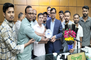 প্রবাসীরা আমাদের দেশের অর্থনীতির প্রাণশক্তি: সিলেটের ডিসি