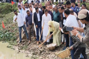 বাজার পর্যবেক্ষণ করবে ফ্যাক্ট ফাইন্ডিং কমিটি: ওসমানীনগরে বাণিজ্যমন্ত্রী