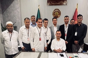 শাহজালাল (রহ.) মাজার উন্নয়ন ও ‘প্রবাসী পল্লী’ গড়ার প্রস্তাব প্রধানমন্ত্রীর কাছে উপস্থাপন শাহজালাল (রহ.) মাজার উন্নয়ন ও ‘প্রবাসী পল্লী’ গড়ার প্রস্তাব প্রধানমন্ত্রীর কাছে উপস্থাপন