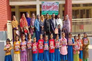 হবিগঞ্জের বানিয়াচংয়ে বিভিন্ন বিদ্যালয়ে নতুন পাঠ্য বই বিতরণ
