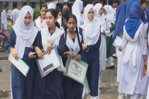 সিলেটে লোডশেডিং বিড়ম্বনায় এসএসসি পরীক্ষার্থীরা