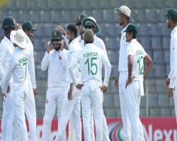 তাইজুল-মিরাজের ঘুর্ণিতে কোণঠাসা নিউজিল্যান্ড