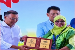 জাতীয় পর্যায়ে শ্রেষ্ঠ স্বীকৃতি পেল বিয়ানীবাজারের খাসা সরকারি প্রাথমিক বিদ্যালয় জাতীয় পর্যায়ে শ্রেষ্ঠ স্বীকৃতি পেল বিয়ানীবাজারের খাসা সরকারি প্রাথমিক বিদ্যালয়