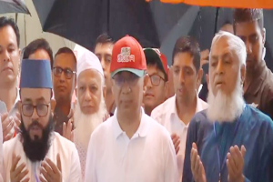 সিলেটে মাজার জিয়ারত করলেন প্রধানমন্ত্রী