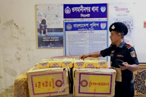 ওসমানীনগরে ভা র তী য় বিড়িসহ আ ট ক ১