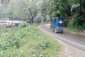গোলাপগঞ্জের ঢাকাদক্ষিণ-ভাদেশ্বর সড়কে ভ*য়ঙ্কর বাঁক, দু*র্ঘটনার শ*ঙ্কা গোলাপগঞ্জের ঢাকাদক্ষিণ-ভাদেশ্বর সড়কে ভ*য়ঙ্কর বাঁক, দু*র্ঘটনার শ*ঙ্কা