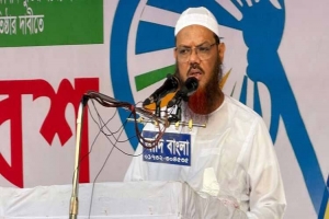 আ. লীগ-বিএনপি দুটাই দু র্নী তি বা জ ও অ ত্যা চা রী: ফয়জুল করিম