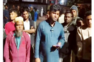 ব্যবসায়ীর গলায় রামদা ঠেকিয়ে  দুই লাখ টাকা ও মোবাইল ছি*নতাই