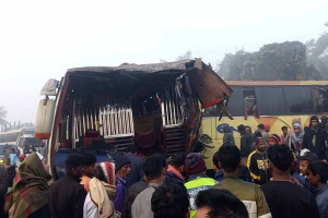 ওসমানীনগরে তিন বাসের সং*ঘর্ষে প্রা*ণ গেল ২ জনের