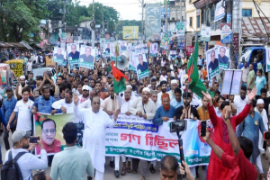 বিয়ানীবাজারে ৩১ দফার পক্ষে জনমত গঠনে লক্ষ্যে গণমিছিল ও সমাবেশ