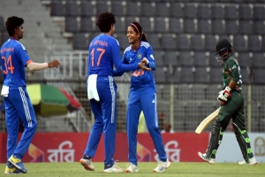 সিলেট আন্তর্জাতিক স্টেডিয়ামে বৃষ্টি আইনে জয় পেয়েছে ভারত
