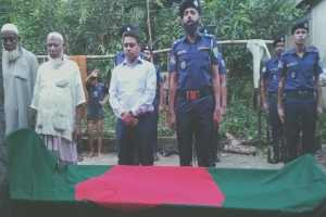 গোয়াইনঘাটে রাষ্ট্রীয় মর্যাদায় বীর মুক্তিযোদ্ধা আফতার আলীর দা*ফন