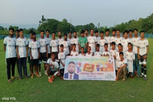 গোয়াইনঘাটে চেয়ারম্যান প্রার্থী মোস্তাফিজুর রহমান কাওছার কর্তৃক খেলার জার্সি বিতরণ গোয়াইনঘাটে চেয়ারম্যান প্রার্থী মোস্তাফিজুর রহমান কাওছার কর্তৃক খেলার জার্সি বিতরণ