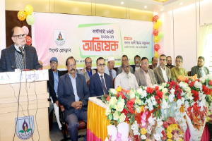 গুজ*ব প্রতিরো*ধে মূলধারার গণমাধ্যমকে আরও শক্তিশালী হতে হবে:  আলী ইমাম মজুমদার