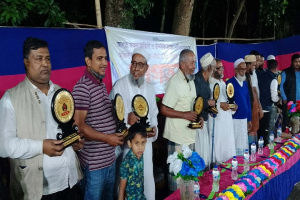 বিশ্বনাথে গুণীজন সংবর্ধনা- সমাজসেবায় অবদানের স্বীকৃতি পেলেন ছয় ব্যক্তি ও দুই সংগঠন
