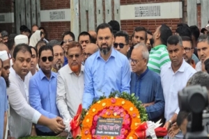 আরাফাত রহমান কোকোর জন্মদিনে বনানী কবরস্থানে বিএনপির পুষ্পার্ঘ্য
