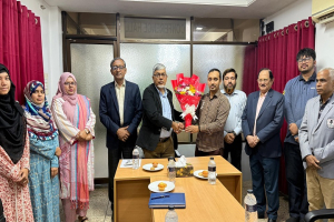 নর্থ ইস্ট ইউনিভার্সিটি বাংলাদেশে নবনিযুক্ত ডিনদের সংবর্ধনা