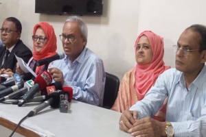 সরকার বাজার স্থিতিশীল রাখতে সম্পূর্ণভাবে ব্যর্থ হয়েছে : রিজভী
