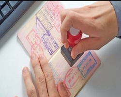 বাংলাদেশিদের জন্য সকল ভিসা বন্ধ করল ওমান