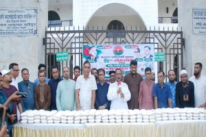 যুবদলের প্রতিষ্ঠাবার্ষিকীতে ডায়াবেটিস গলি ইউনিটের খাদ্যসামগ্রী বিতরণ যুবদলের প্রতিষ্ঠাবার্ষিকীতে ডায়াবেটিস গলি ইউনিটের খাদ্যসামগ্রী বিতরণ