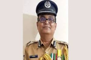পুলিশের সাবেক ডিআইজি নাহিদুল ইসলাম গ্রে ফ তা র
