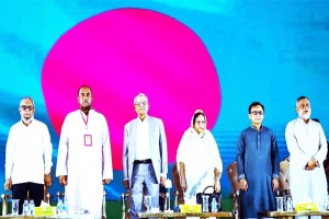 শাহজালাল-শাহপরাণের মাজার জিয়ারত শেষে সিসিকের সংবর্ধনায় রাষ্ট্রপতি শাহজালাল-শাহপরাণের মাজার জিয়ারত শেষে সিসিকের সংবর্ধনায় রাষ্ট্রপতি