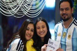 জন্মদিনে পূর্ণিমার জন্য স্বামীর বিশেষ পোস্ট, ভাইরাল পারিবারিক ছবি জন্মদিনে পূর্ণিমার জন্য স্বামীর বিশেষ পোস্ট, ভাইরাল পারিবারিক ছবি