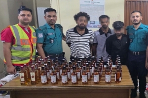 সিলেটে ভারতীয় ম/দসহ গ্রে/প্তার ৩ সিলেটে ভারতীয় ম/দসহ গ্রে/প্তার ৩