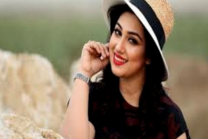 আলোচনায় থাকতে নিজেকে বিতর্কে জড়াচ্ছেন অপু!