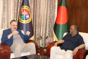 সিসিক প্রশাসকের সঙ্গে মার্কিন রাষ্ট্রদূতের সৌজন্য সাক্ষাৎ সিসিক প্রশাসকের সঙ্গে মার্কিন রাষ্ট্রদূতের সৌজন্য সাক্ষাৎ