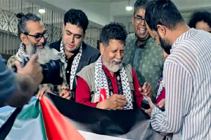 দেশে ফিরলেন ই*সরায়েলে আ*টক শহিদুল আলম
