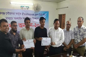 জকিগঞ্জে ঘরে বসেই মিলবে পৌর সেবা