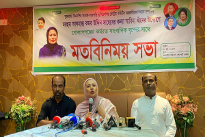 বাবার স্বপ্ন পূরণ করতে সিলেট-৬ আসনে বি এনপির মনোনয়ন চান কমরকন্যা সাবিনা খাঁন