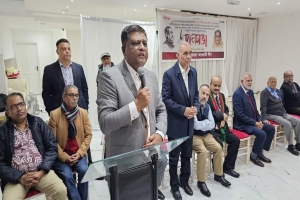 অন্তর্বর্তী সরকারের পদত্যাগ দাবিতে যুক্তরাজ্যে আ.লীগের সমাবেশ