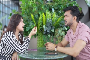 আমি তোমার মতো এক টাকা পারিশ্রমিক নেই না- শুভকে খোঁ*চা মন্দিরার