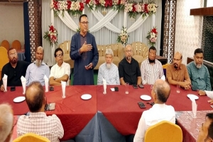 শাহী ঈদগাহে সৃজনশীল পণ্য প্রদর্শনী মেলা বন্ধের দাবি ব্যবসায়ীদের শাহী ঈদগাহে সৃজনশীল পণ্য প্রদর্শনী মেলা বন্ধের দাবি ব্যবসায়ীদের