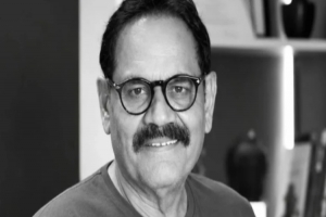 ক্যানসারে মা*রা গেলেন বলিউডের জনপ্রিয় অভিনেতা মুশতাক খান ক্যানসারে মা*রা গেলেন বলিউডের জনপ্রিয় অভিনেতা মুশতাক খান