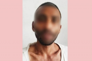 কাষ্টঘর থেকে ইয়াবা কারবারি আলী রাজাকে ধরলো পুলিশ কাষ্টঘর থেকে ইয়াবা কারবারি আলী রাজাকে ধরলো পুলিশ