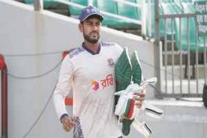 চ্যাম্পিয়নস ট্রফিতে বাংলাদেশের সহ-অধিনায়ক মিরাজ 