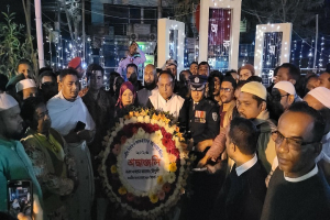 একুশের প্রথম প্রহরে বিয়ানীবাজারে শহীদদের প্রতি শ্রদ্ধা নিবেদন