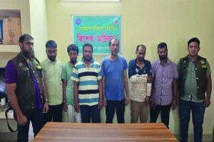 নিয়োগ পরীক্ষায় জালিয়াতি ও প্রক্সিচক্রের ৬ সদস্য আ ট ক নিয়োগ পরীক্ষায় জালিয়াতি ও প্রক্সিচক্রের ৬ সদস্য আ ট ক