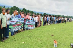 জান দেবো তবু্ও মাঠ দেবো না গোয়াইনঘাট স্কুল মাঠ ও মন্দির রক্ষায় মা ন ব ব ন্ধ নে এলাকাবাসী জান দেবো তবু্ও মাঠ দেবো না গোয়াইনঘাট স্কুল মাঠ ও মন্দির রক্ষায় মা ন ব ব ন্ধ নে এলাকাবাসী