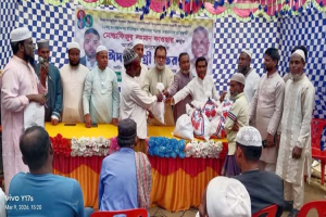 গোয়াইনঘাটে আর্তপীড়িতদের মাঝে ঈদ খাদ্য সামগ্রী বিতরণ