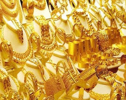 এক লাফে সোনার দাম বাড়ল ২৩৩৩ টাকা