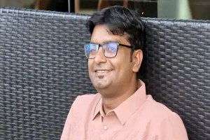 পরকীয়া প্রেমিককে বিয়ে করেছেন স্ত্রী, ক্ষোভে স্বামীর আ ত্ম হ ত্যা