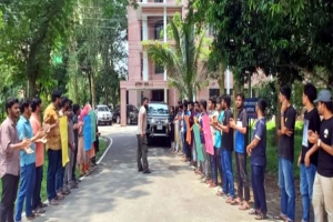 শাহজালাল বিজ্ঞান ও প্রযুক্তি বিশ্ববিদ্যালয়ে শিক্ষার্থীদের ক্লাস ব র্জ ন ও বিভাগে তালা