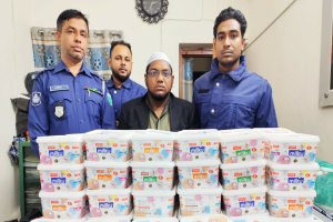 জৈন্তাপুরে পৌনে ৪ লাখ টাকার পণ্য জ*ব্দ, গ্রে*প্তার ১